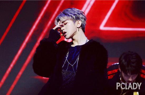 蔡徐坤学长爆料微博视频,幕后故事与成长点滴  第3张